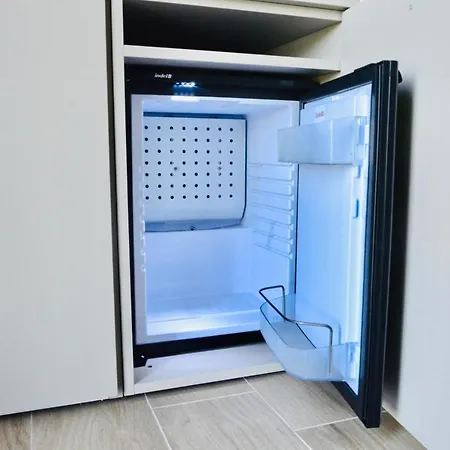 Δωμάτια σε οικογενειακή κατοικία Casa Lighea - 200 Mt Dalla