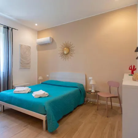 Casa Lighea - 200 Mt Dalla Проживание в семье