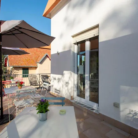 Casa Lighea - 200 Mt Dalla *