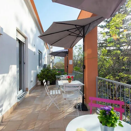 Casa Lighea - 200 Mt Dalla Проживание в семье Монделло