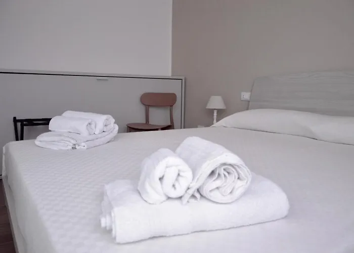 Homestay Casa Lighea - 200 Mt Dalla